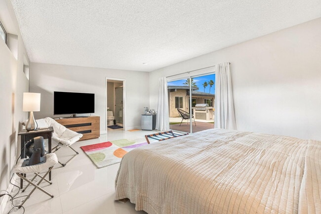 Building Photo - 73409 Little Bend Trail