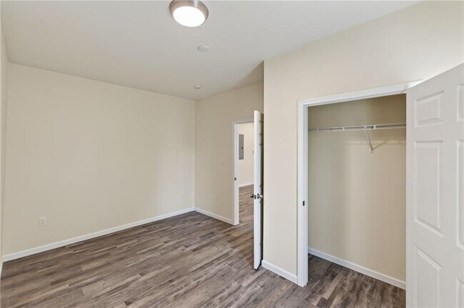 Building Photo - 160 Janney Cir