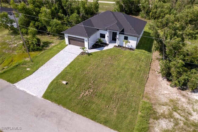 Building Photo - 3907 NW 45th Ln