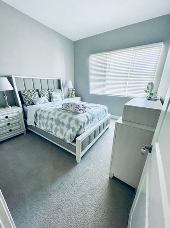 Building Photo - Absolutely beautiful single story home in a “Lake Las Vegas” GATED COMMUNITY!!!