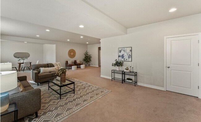 Building Photo - Cordera Home within walking to D20 Schools...