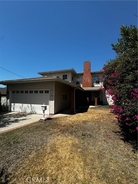 Building Photo - 1083 E Elmwood Ave