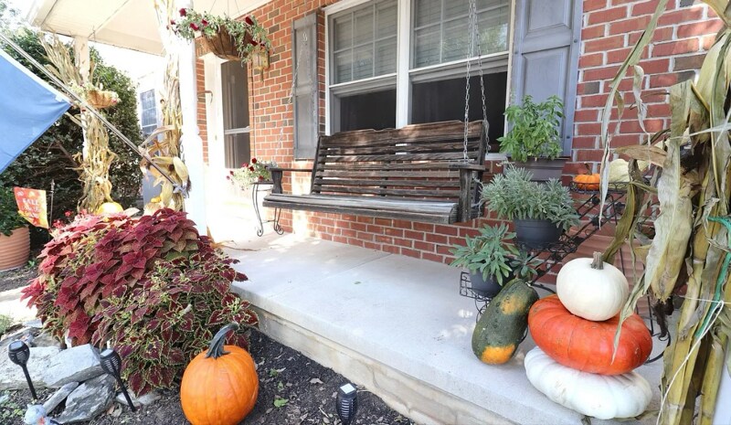 Building Photo - 641 Chickadee Dr