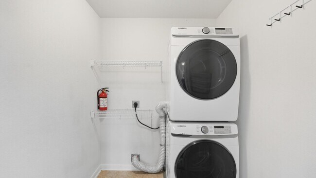 Building Photo - 568 Slippery Rock