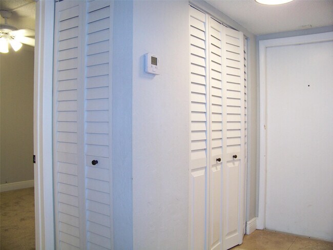 Building Photo - 3218 NW 103rd Terrace