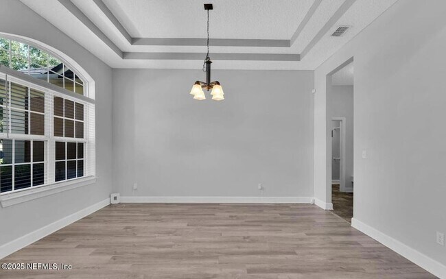 Building Photo - 4431 Vista Point Ln