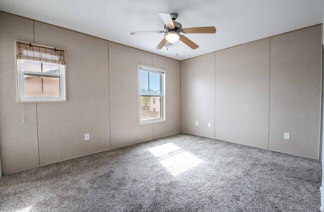 Building Photo - 7204 Platinum Peak Ave