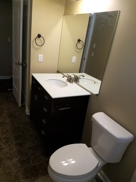 B Side Bathroom - 1822 A, Lela Lane