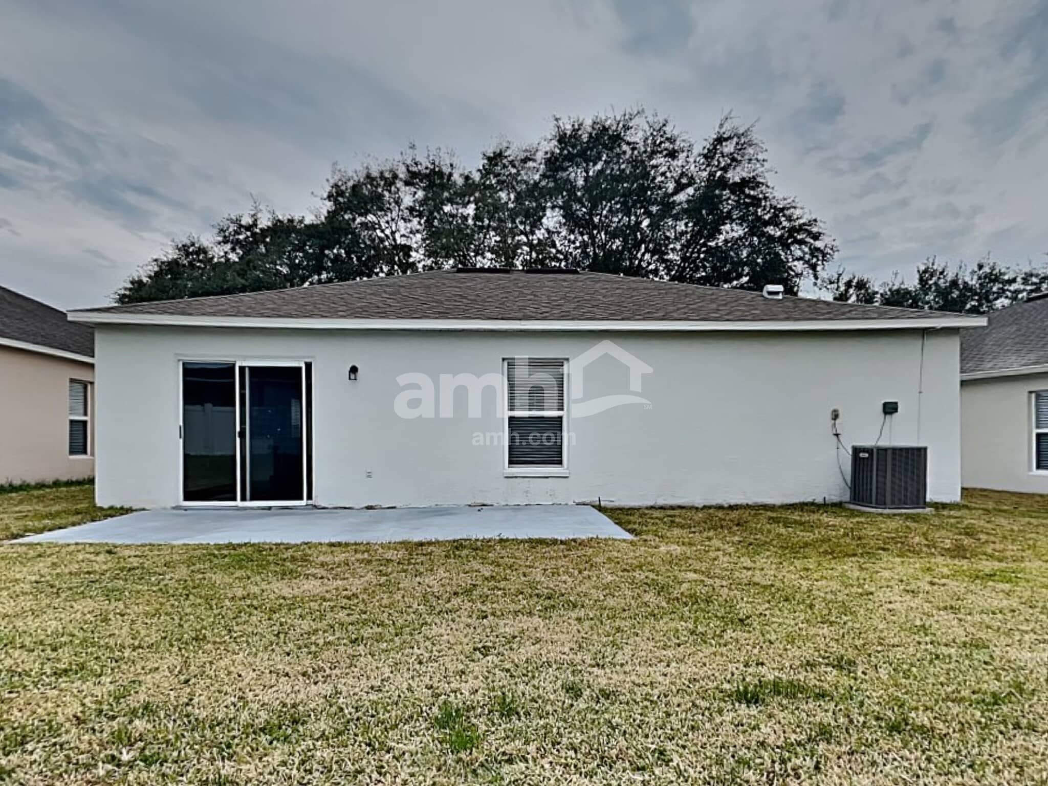 Building Photo - 25209 Hyde Park Blvd