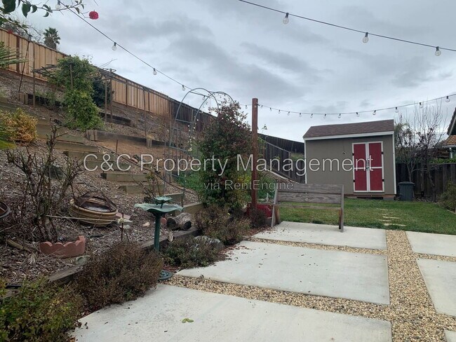 Building Photo - 3836 Glengarry Dr