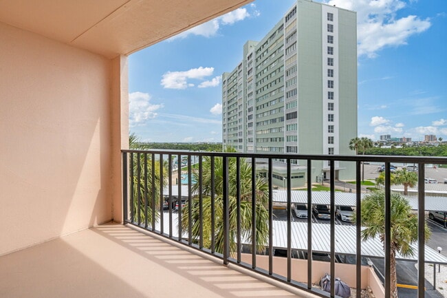 Building Photo - NEWLY RENOVATED TWO BEDROOM CONDO IN WATERFRONT RESORT STYLE COMMUNITY