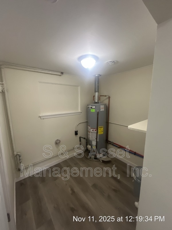 Building Photo - 915 Loa St