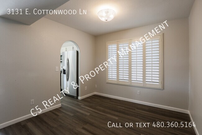 Building Photo - 3131 E Cottonwood Ln