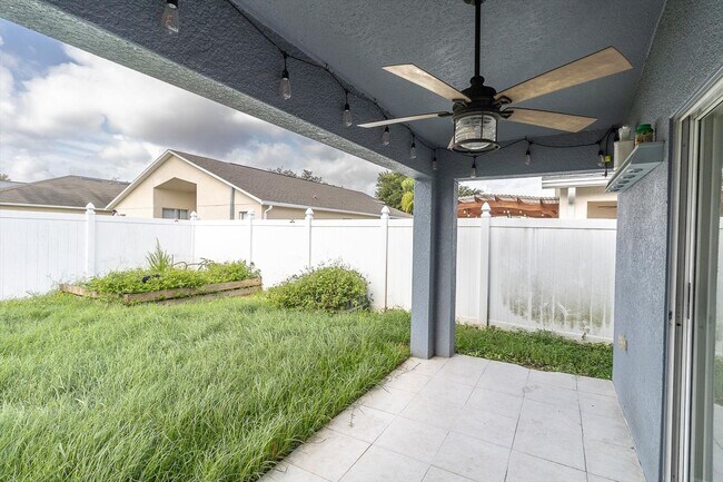 Building Photo - Spacious Renovated 4-Bedroom Home in Land O’ Lakes Near Veterans Expressway