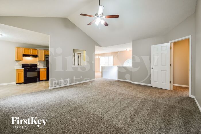 Building Photo - 268 Yellowstone Dr