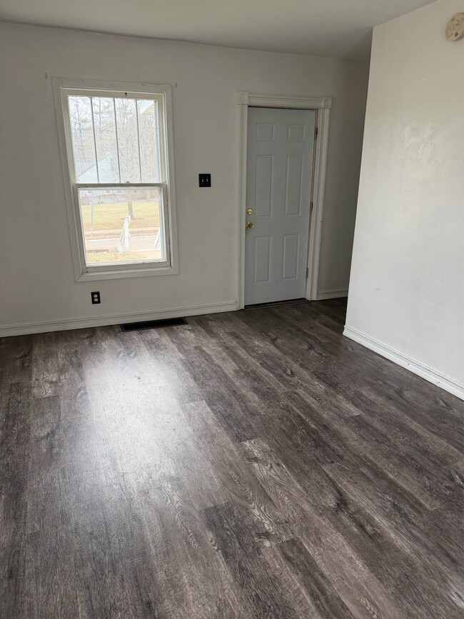 Building Photo - 1233 2nd Ave S