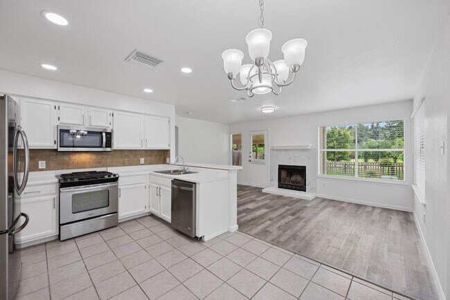 Building Photo - 12925 Marimba Trail