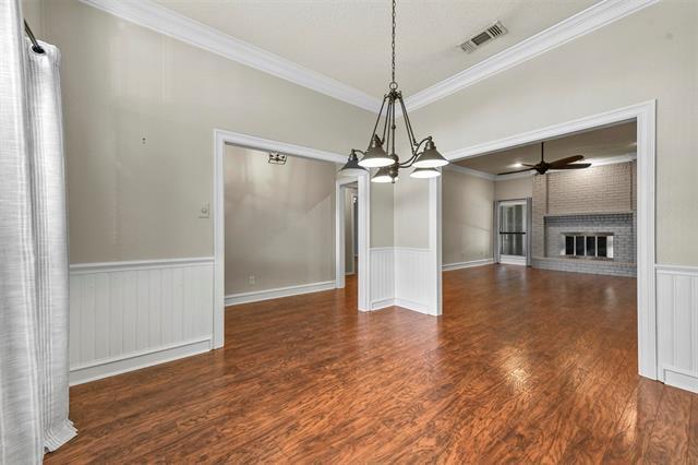 Building Photo - 2204 Sapphire Dr