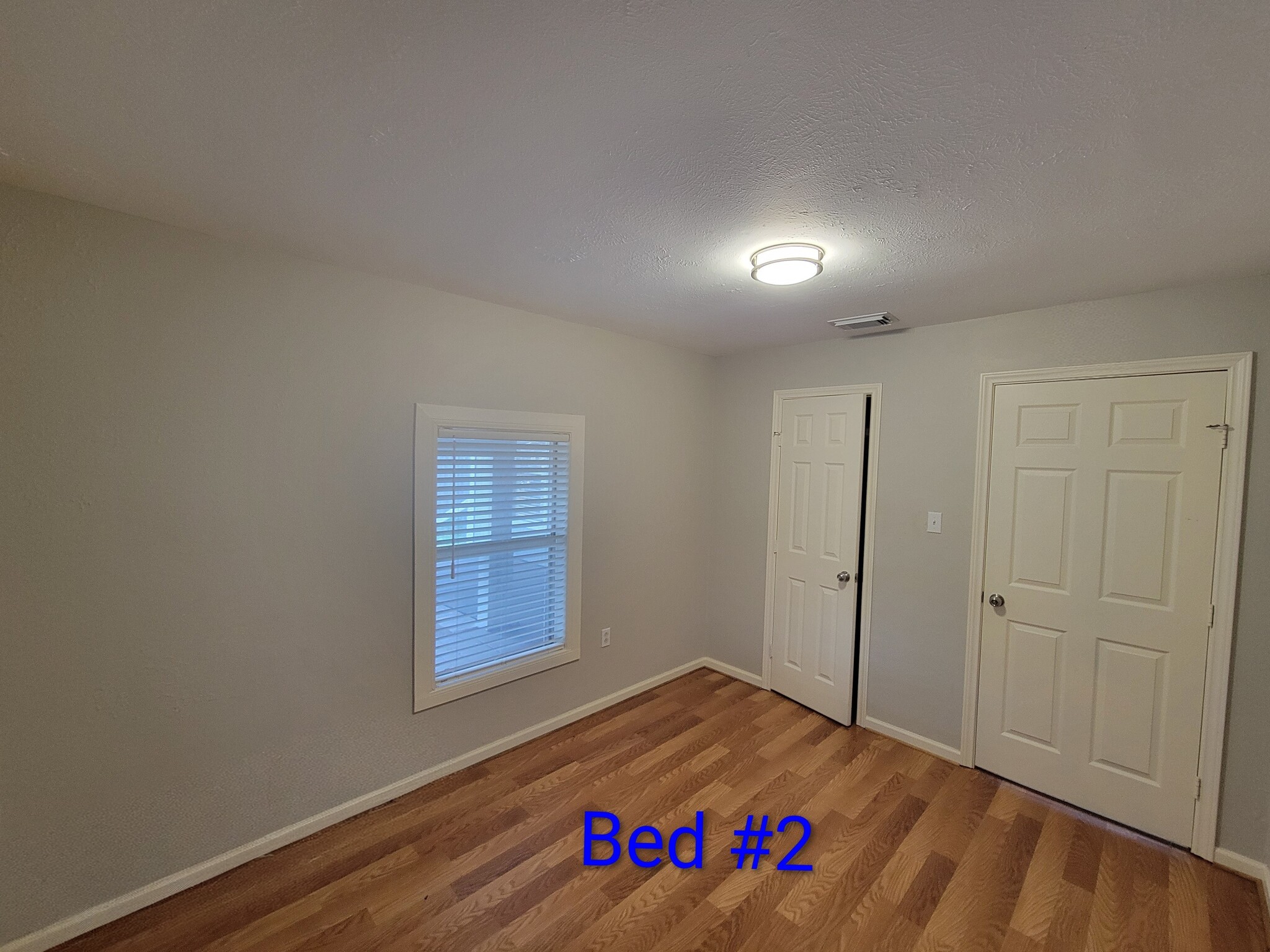 Building Photo - 707 Johnson Ln