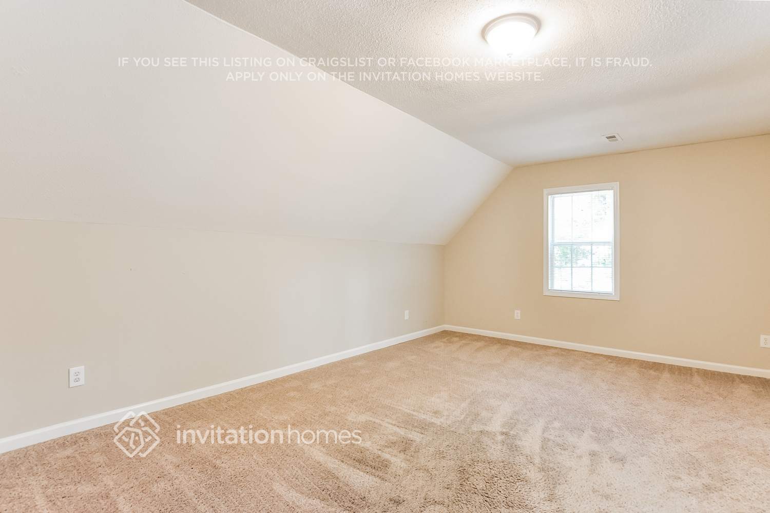 Building Photo - 113 Brampton Cir