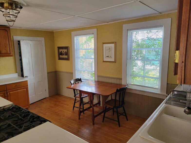 Building Photo - 29 Green St