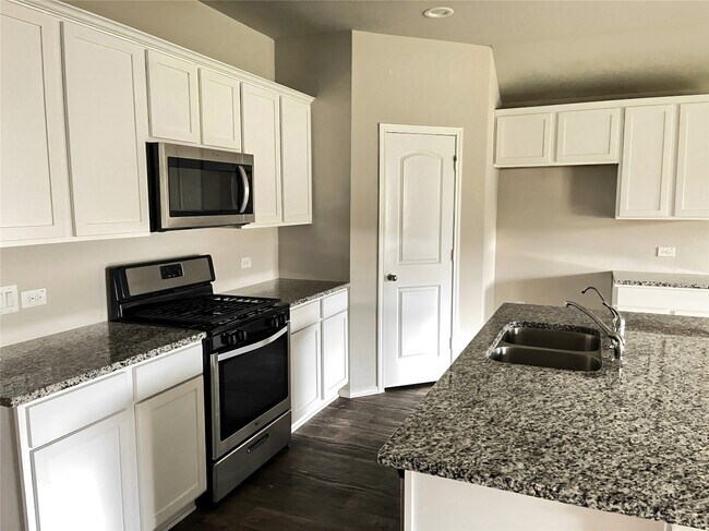 Building Photo - 16004 Birch Bay Ln