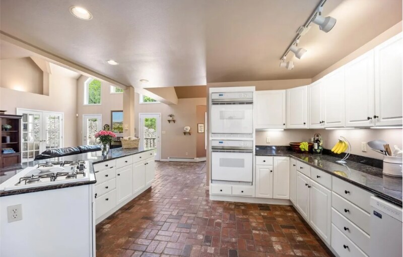 Building Photo - 509 Viola St