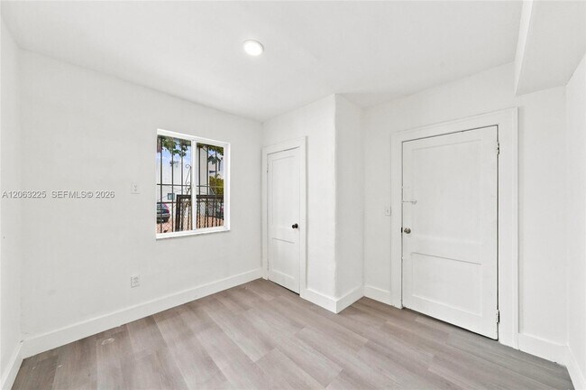 Building Photo - 1145 NW 4th St