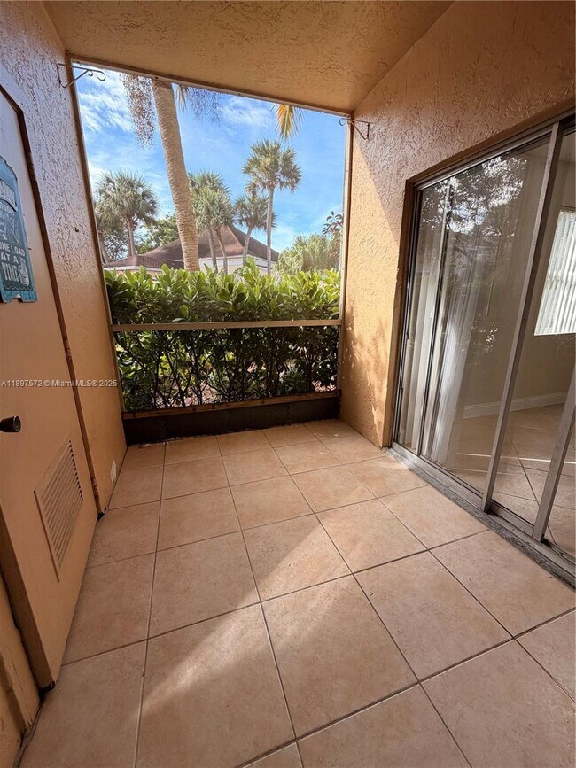 Building Photo - 15320 SW 106th Terrace