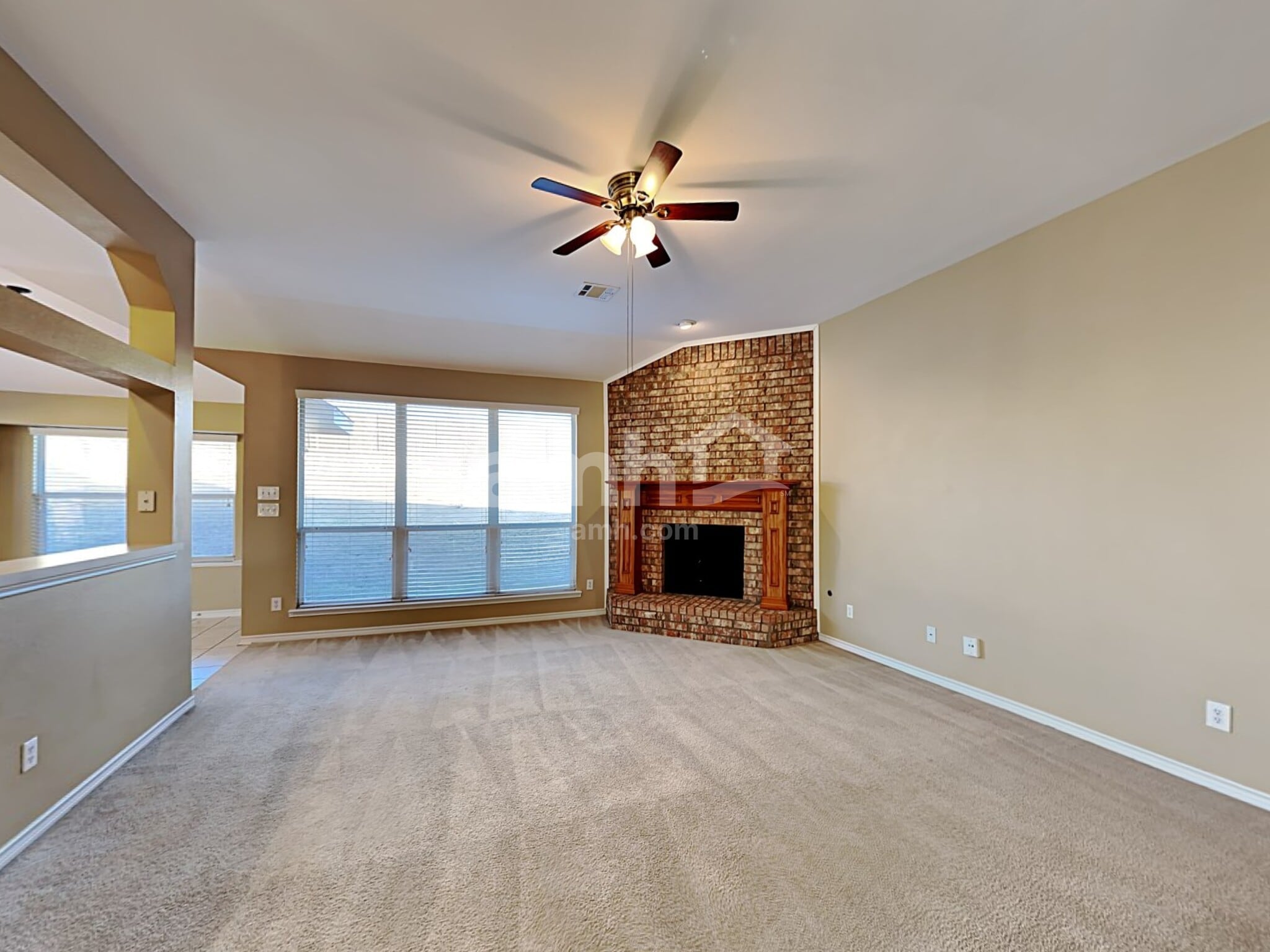 Building Photo - 2710 Beacon Hill Dr