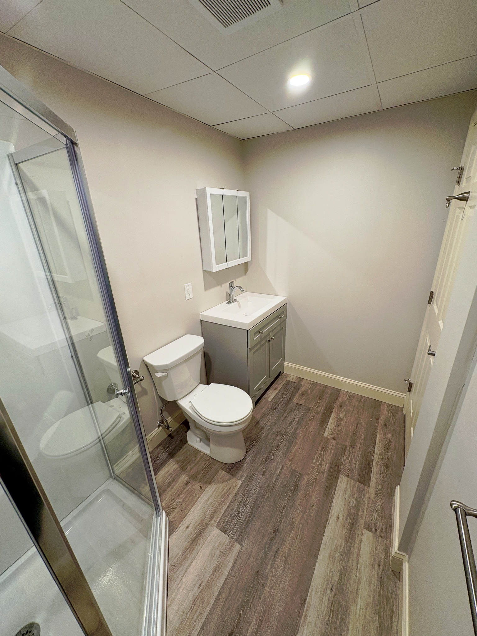 Building Photo - 18 W Second St