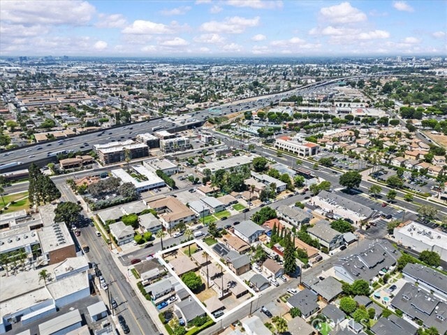 Building Photo - 1097 Bonita St