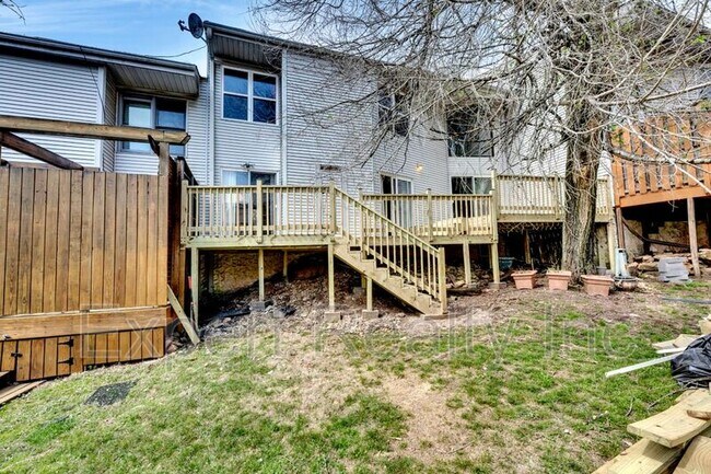 Building Photo - 18 Berrywood Dr