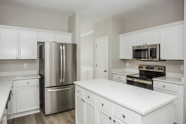 Building Photo - 2322 Tory Oak Pl