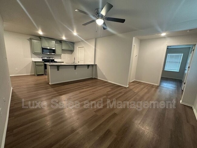 Building Photo - 10814 NW 119th St