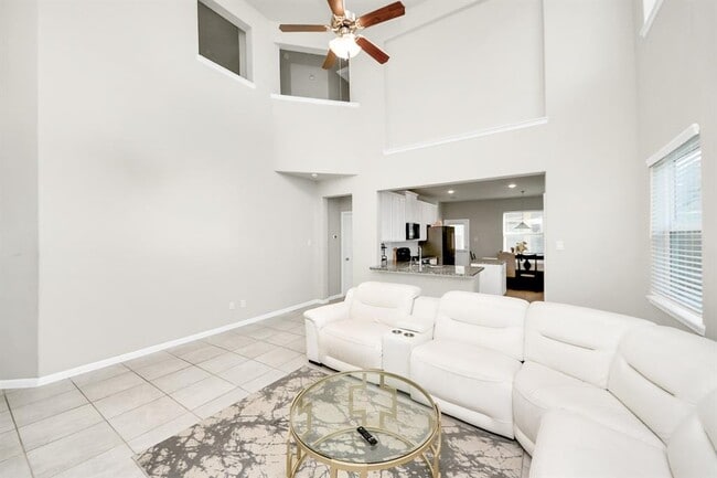 Building Photo - 6302 Prince Pl Dr