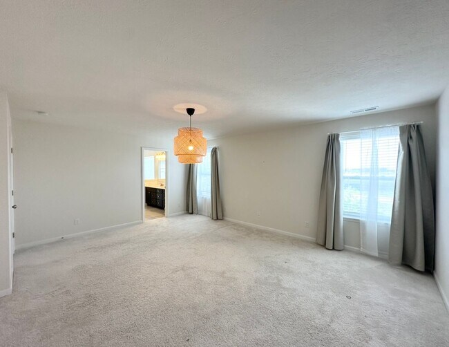 Building Photo - 1327 Sunnybrook Ln