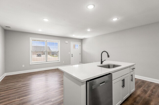 Building Photo - 5009 Melana Wy