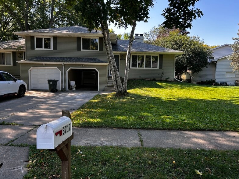 Primary Photo - 3717 Sunbrook Rd