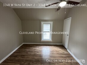 Building Photo - Renovated Cleveland Duplex