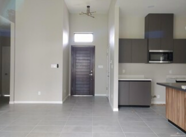 Building Photo - 2615 Garman St