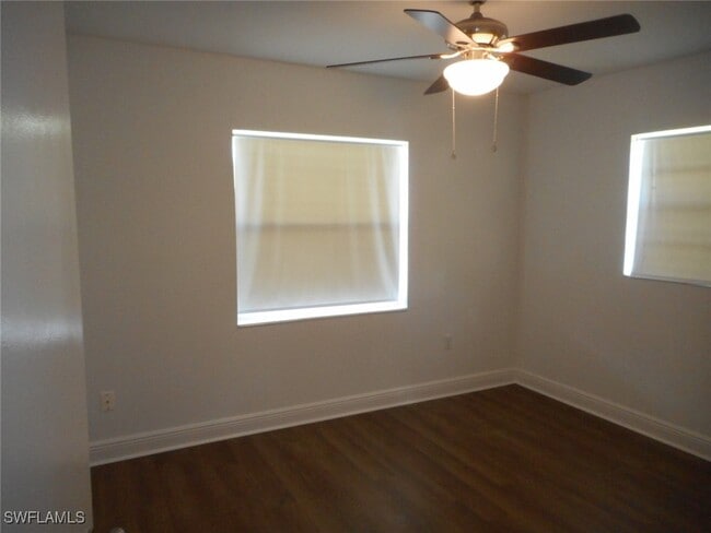 Building Photo - 2254 Chandler Ave