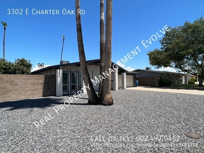 Building Photo - 3302 E Charter Oak Rd