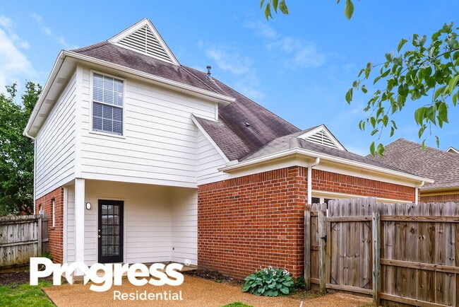 Building Photo - 8682 Overcup Oaks Dr