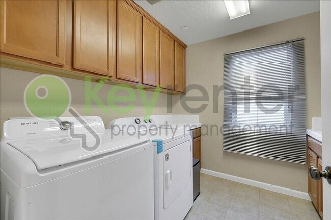 Building Photo - 1444 Eaglesfield Ln