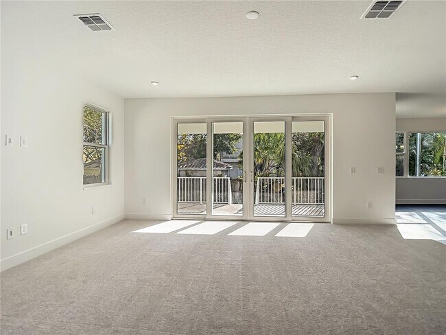 Building Photo - 410 S Westshore Blvd