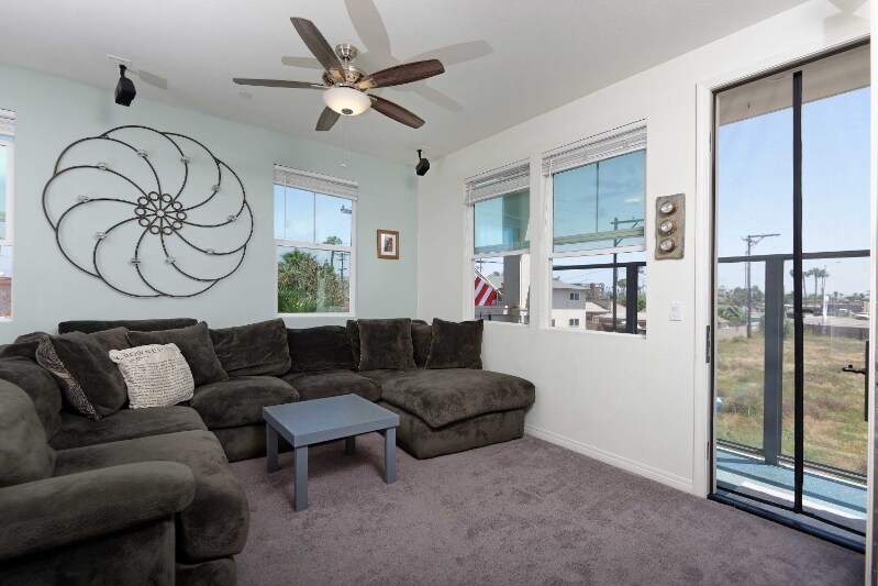 Building Photo - 529 Sandpiper Wy