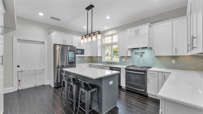 Building Photo - 109 Van Fleet Ct