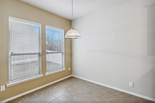 Building Photo - 232 Creekview Dr