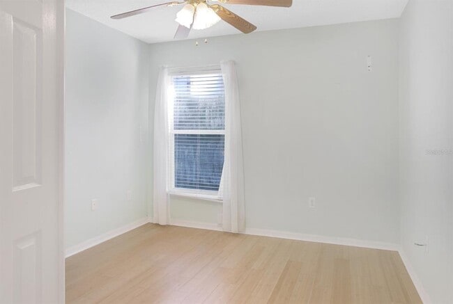 Building Photo - 126 Spring Glen Dr